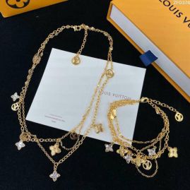 Picture of LV Sets _SKULVsuits08cly10212992